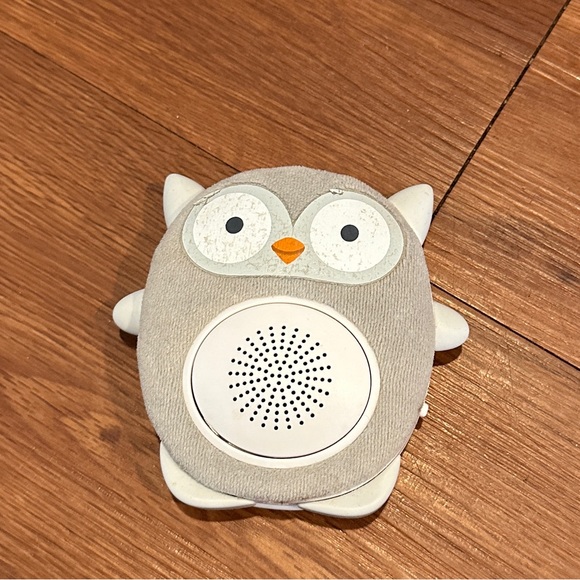 Wavhello soundbub Portable Bluetooth Speaker and Soother - Picture 7 of 7